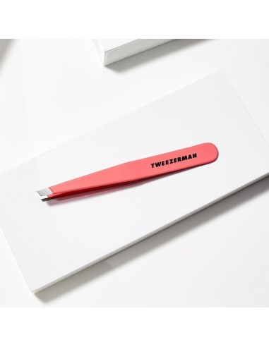 Tweezerman Mini Slant Tweezer Geranium mini pinceta