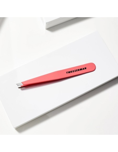 Tweezerman Mini Slant Tweezer Geranium mini pinceta