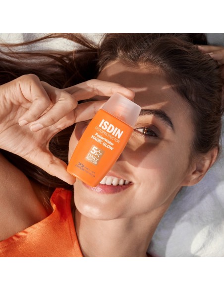 ISDIN Fotoprotector Fusion Water Magic Glow SPF 50