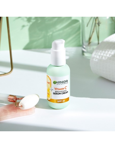 Garnier Vitamin C* 2U1 Serum-krema za blistavu kožu SPF25