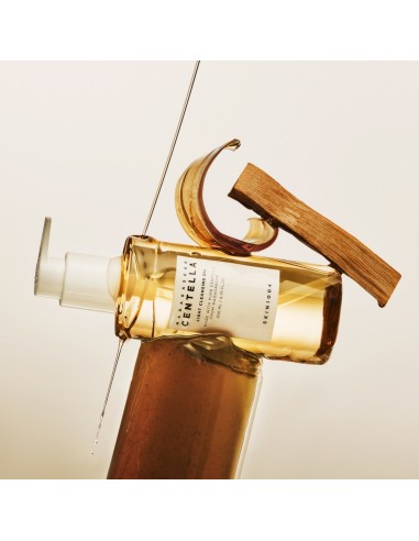 Skin1004 Mad. Cent. Light Cleansing Oil