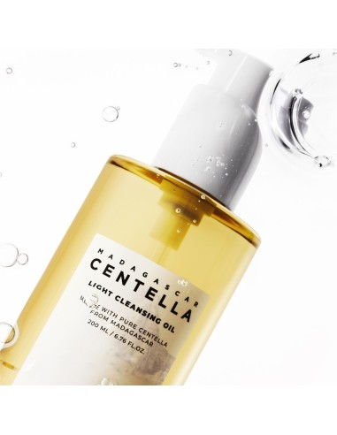 Skin1004 Mad. Cent. Light Cleansing Oil